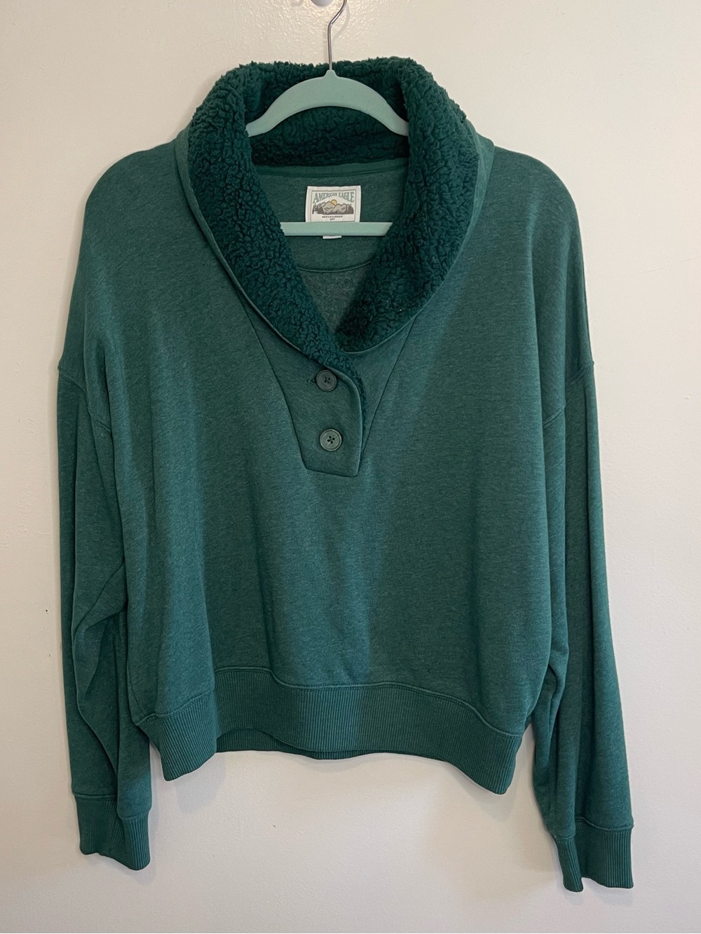 American Eagle Outfitters Green Faux Fur Lined Knit Pullover Sweater Size Medium